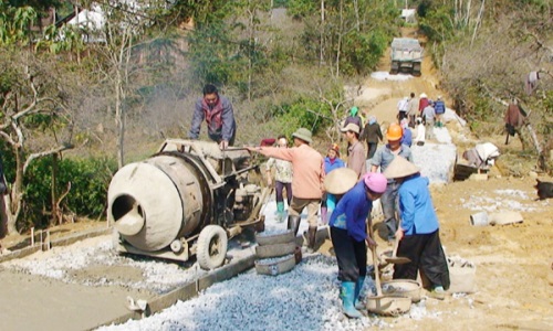 Chung tay xây dựng  nông thôn mới xanh, sạch, đẹp trên vùng cao Bản Phố